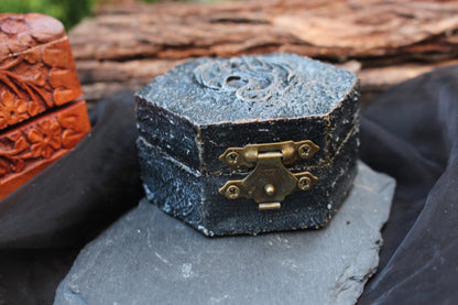 Handmade wooden keepsake box for jewelry and small treasures