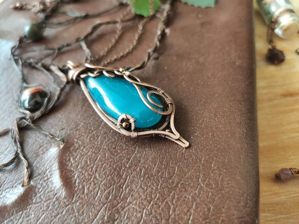 Fantasy inspired handmade blue agate necklace with natural stone